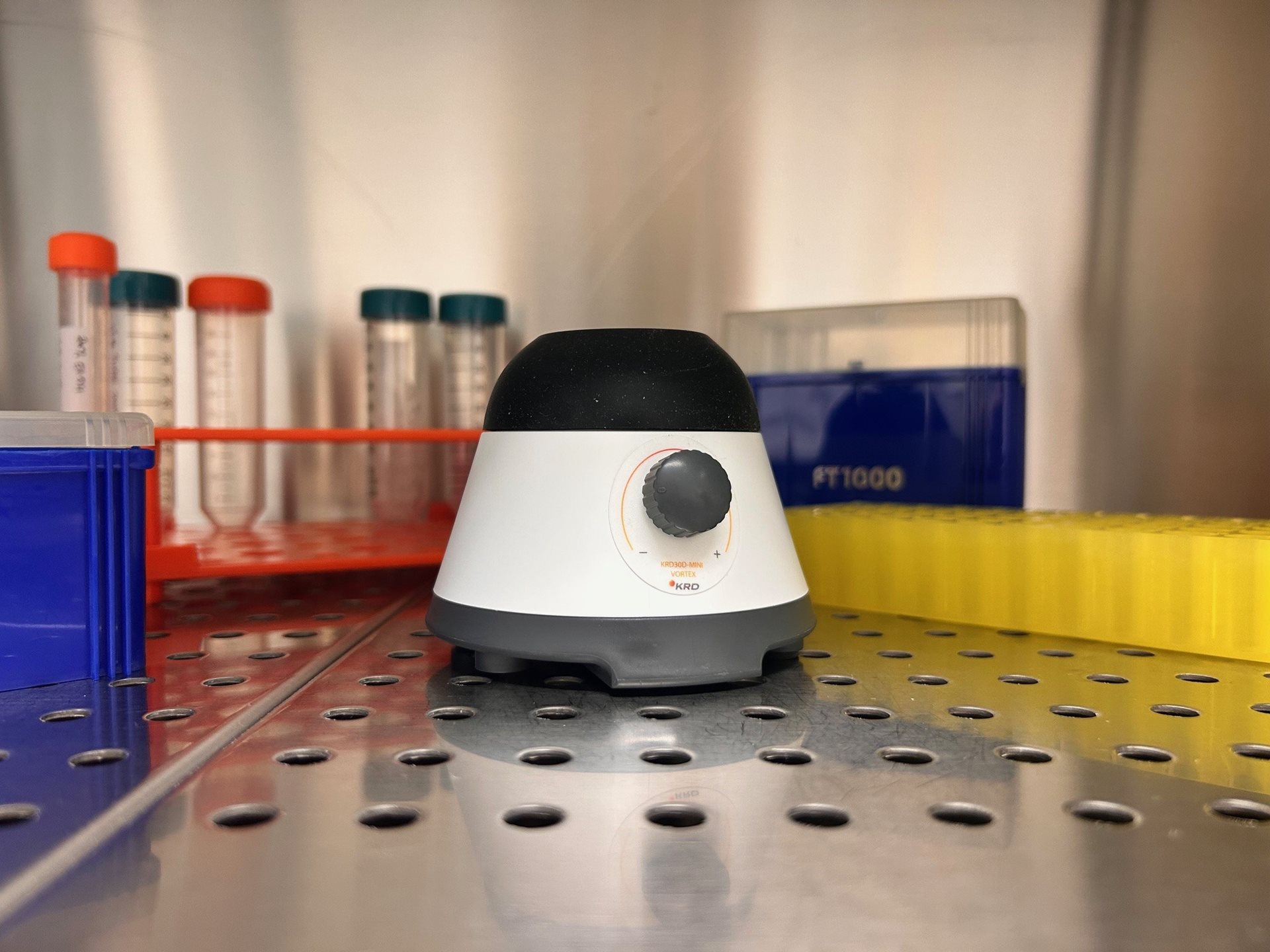 AKCE PCR BIOSYSTEMS, GENEAID, NORGEN, LICOR, IDT, IBIDI, GENIAL, CEB